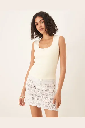 Gina Tricot Citrongul top med broderet kant i bomuld
