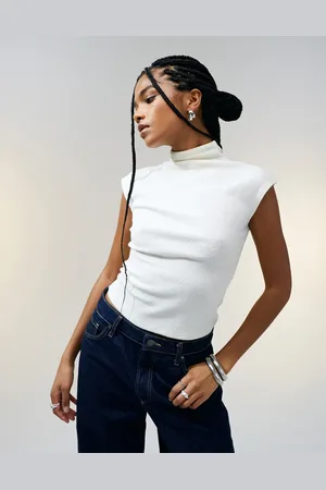 ASOS Cremehvid tanktop med høj hals i tekstureret stof