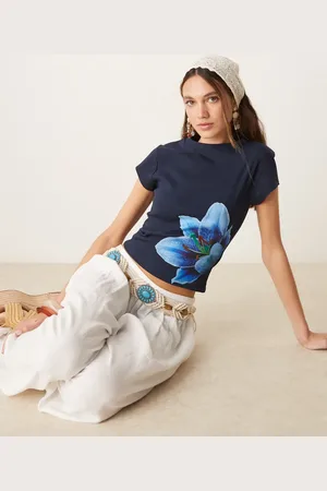 ASOS Baby-T-shirt med tonet blomstermønster