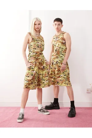 Reclaimed Grønne unisex-shorts med camouflage-print i jersey - Del af sæt
