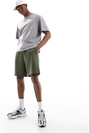 ASOS Essential - Mørkegrønne oversized mellemlange shorts