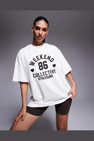 ASOS Weekend Collective - Cremehvid T-shirt med broderet chokoladebrunt hjerteprint - Del af sæt