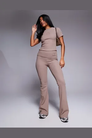 ASOS Weekend Collective - Mokkafarvede bukser med svaj og vaffeltekstur-Brun