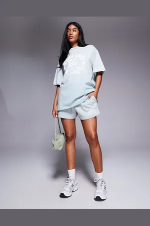 ASOS Weekend Collective - Salviegrønne ombre shorts med hjerteprint - Del af sæt