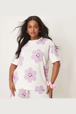 ASOS ASOS DESIGN Curve - pyjamassæt med shorts og oversized T-shirt med blomstermønster-Grøn