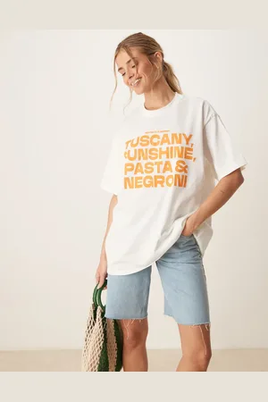 ASOS Cremehvid oversized T-shirt med 