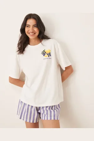 ASOS Pyjamassæt med oversized T-shirt med grafisk citronprint og vævede shorts-Ingen farve