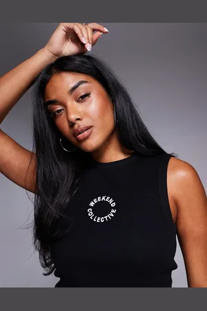ASOS Weekend Collective - ribstrikket top med logobroderi