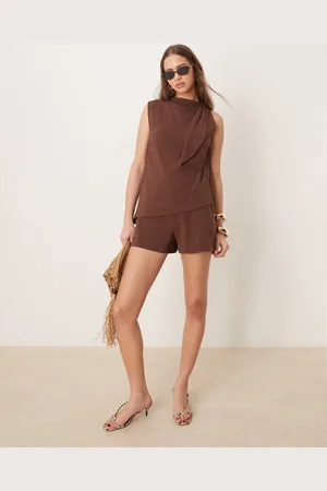 ASOS Chokoladebrunt playsuit med dobbeltlag og bindedetalje i halsen i hørblanding-Gul