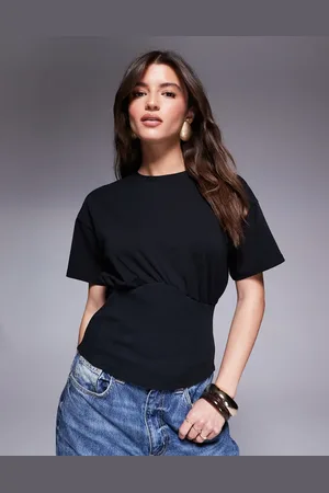 ASOS T-shirt med indsyning i taljen og stofsamlinger