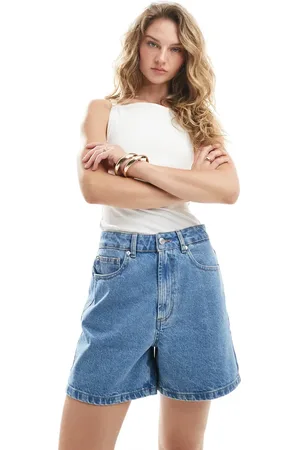 ASOS Blå dad-shorts i denim med indsyninger bagpå