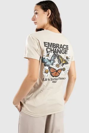Dravus Embrace Change T-Paita