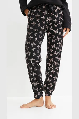 bonprix Pyjamahousut taskuilla ja satiinisella solmittavalla nauhalla