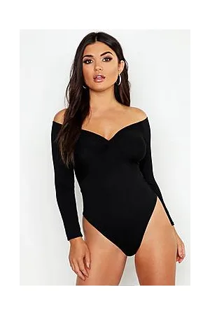 Boohoo Twist Front Off The Shoulder Bodysuit