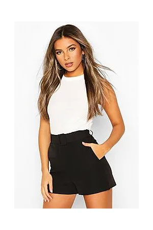 Boohoo Petite Tailored Belted Shorts
