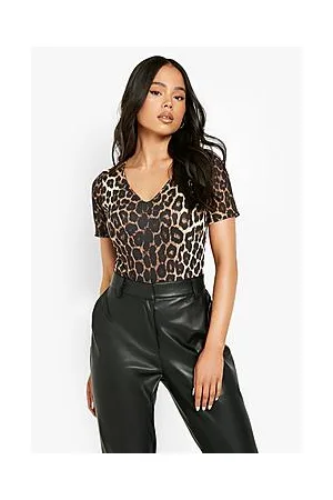 Boohoo Petite V Neck Leopard Print Bodysuit
