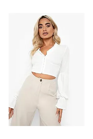 Boohoo Petite Hook And Eye Flare Cuff Crop Top