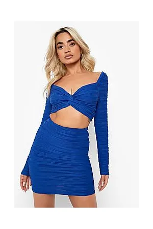 Boohoo Petite Textured Rib Twist Front Crop Top