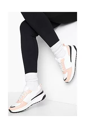 Boohoo Chunky Sole Tag Detail Trainer