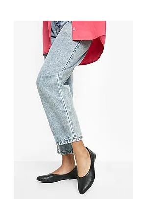 Boohoo Round Toe Croc Ballet Flats
