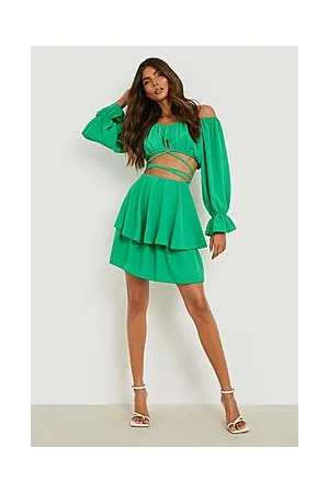 Boohoo Textured Tie Waist Crop & Layered Mini Skirt