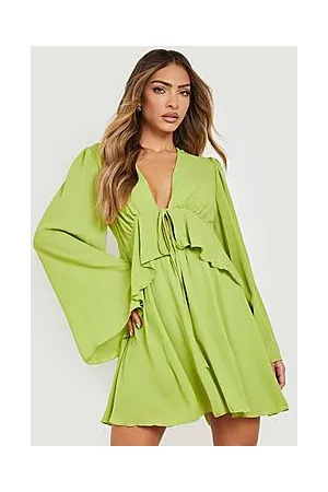 Boohoo Tie Front Ruffle Blouse & Mini Skirt