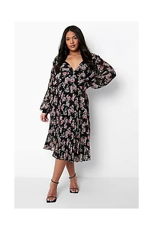 Boohoo Plus Floral Pleated Midi Skater Dress