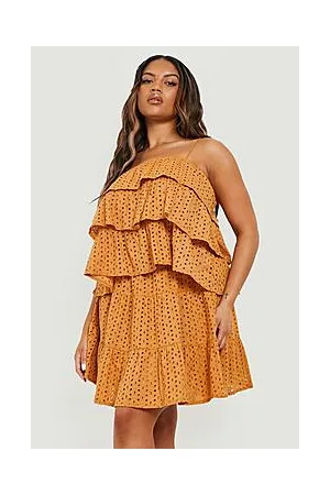 Boohoo Plus Broderie Tiered Mini Skater Skirt