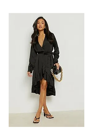Boohoo Petite Satin Ruffle Hem Kimono