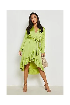 Boohoo Petite Satin Ruffle Hem Kimono