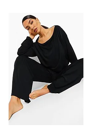 Boohoo Rib Slash Neck Loungewear Set