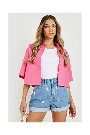 Boohoo High Waisted Daisy Embroidered Denim Mom Short