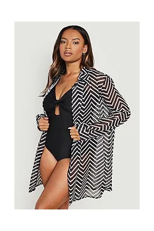 Boohoo Plus Geo Print Beach Shirt
