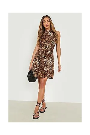 Boohoo Leopard Print Sleeveless Smock Dress