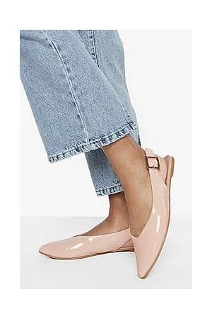 Boohoo Pointed Buckle Detail Ballet Flats