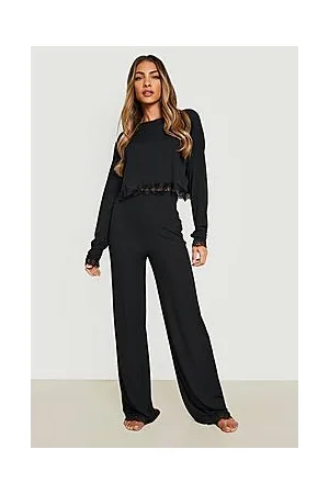 Boohoo Ribbed Eyelash Lace Trim Lounge Set