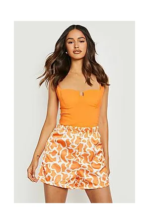 Boohoo Satin Abstract Printed Short