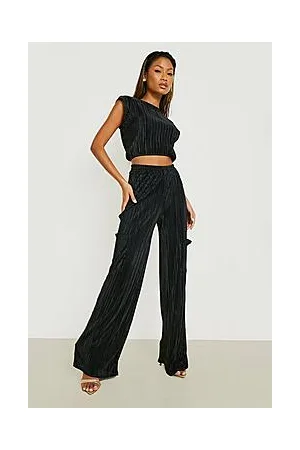 Boohoo High Waisted Plisse Cargo Pants