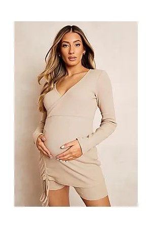 Boohoo Maternity Nursing Wrap Ruched Side T-shirt