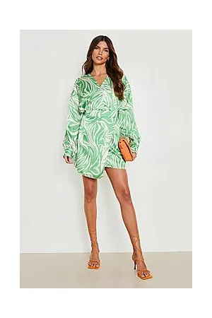 Boohoo Printed Volume Sleeve Shirt & Wrap Mini Skirt