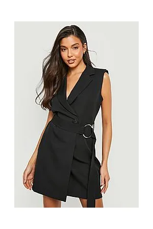 Boohoo Sleeveless Ring Detail Blazer Dress