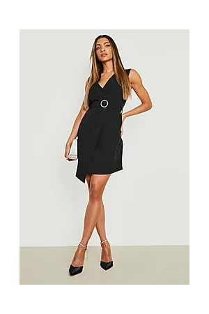 Boohoo Sleeveless Diamante Buckle Blazer Dress