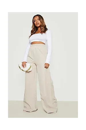Boohoo Plus Elasticated Waist Pocket Cargo Trousers