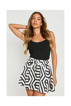 Boohoo Geo Print Satin Skort