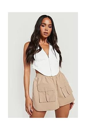 Boohoo Petite Woven Cargo Pocket Short