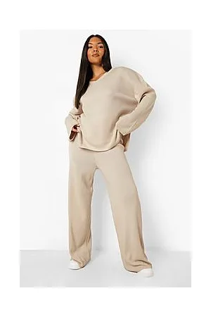Boohoo Plus Knitted V Neck Side Split Trouser Set
