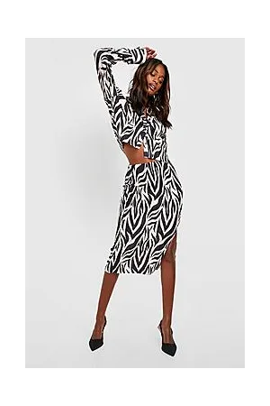 Boohoo Plisse Zebra Split High Waist Maxi Skirt