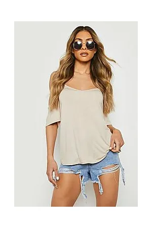 Boohoo Mid Rise Ripped Hem Denim Shorts