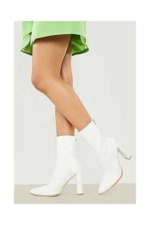 Boohoo Pointed Metal Toe Detail Sock Boot
