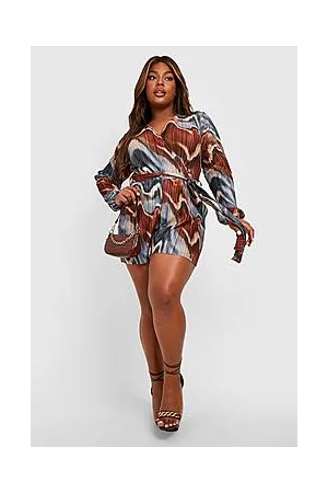 Boohoo Plus Ombre Plisse Belted Playsuit